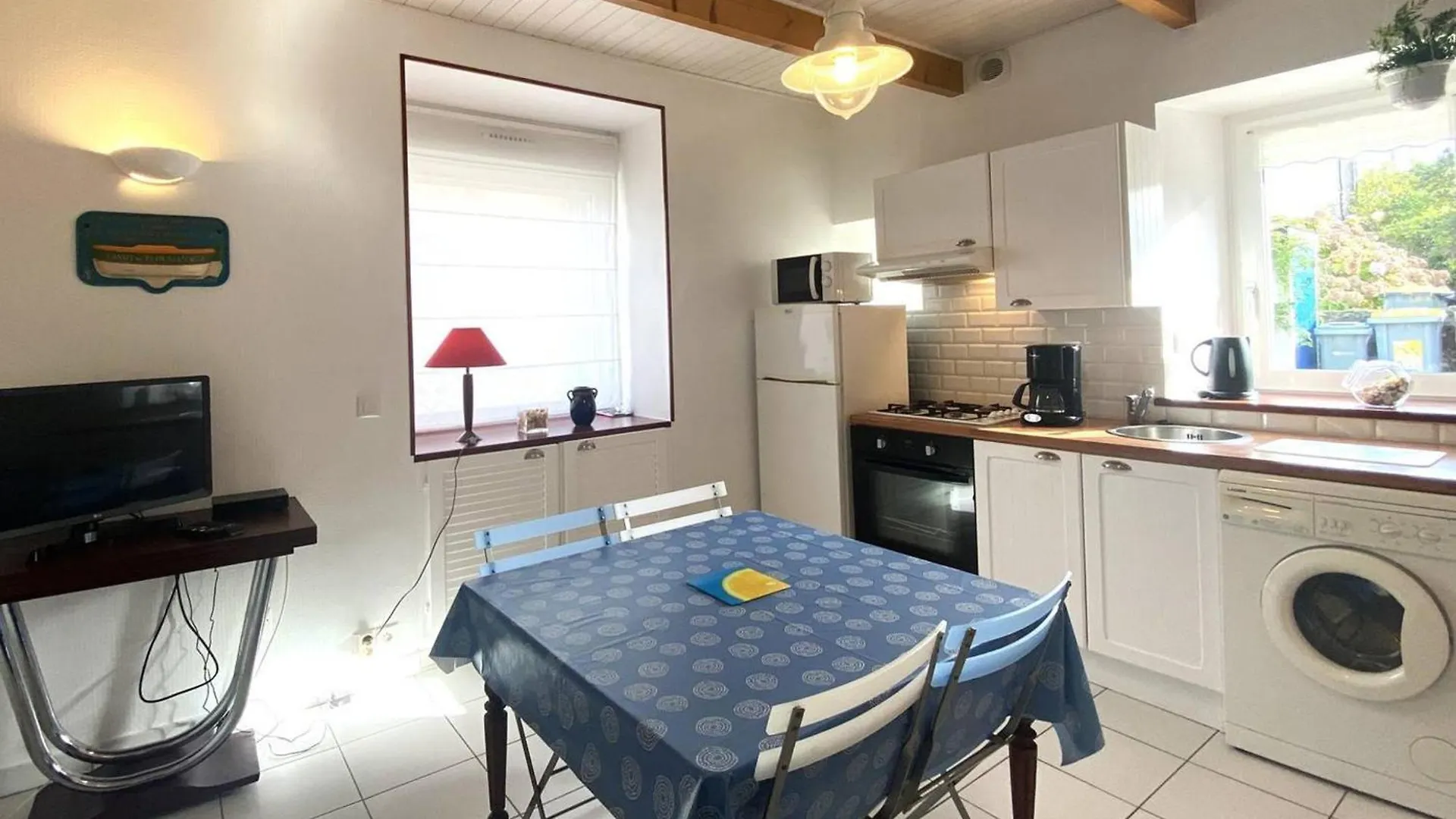 Maison Bretonne A 200M De La Plage Saint-Guirec, Ploumanac'H, 2 Chambres, Jardin Ferme - Fr-1-368-124 Perros-Guirec Francie