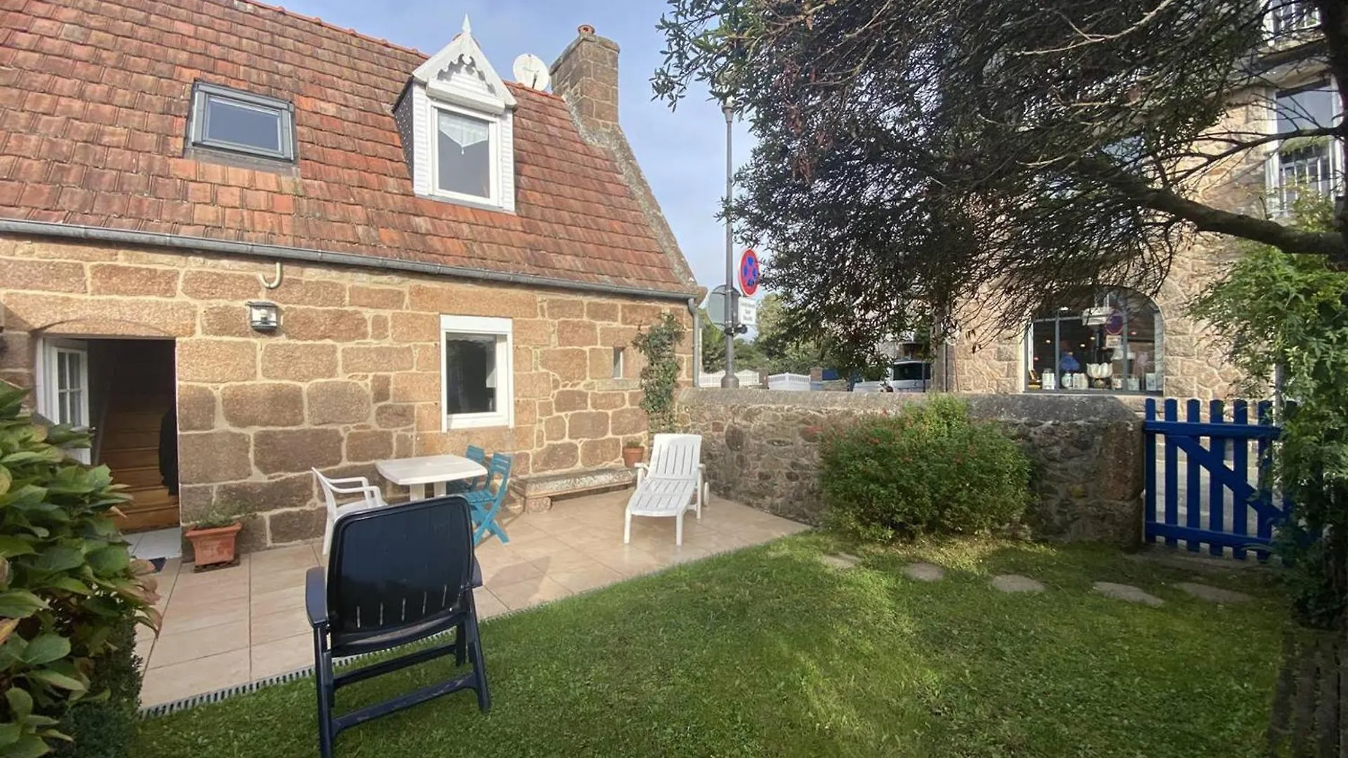 Maison Bretonne A 200M De La Plage Saint-Guirec, Ploumanac'H, 2 Chambres, Jardin Ferme - Fr-1-368-124 Perros-Guirec Semesterbostad